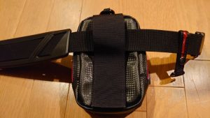 フィッシングベルトにモバイルワレットをベルトホルダーで装着