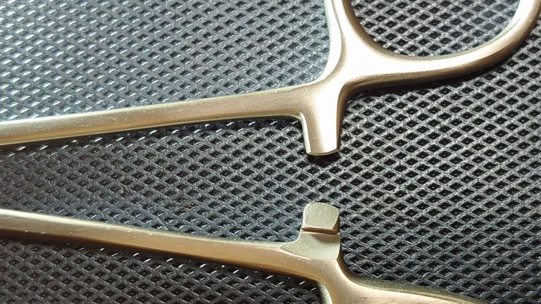 フォーセップ M B