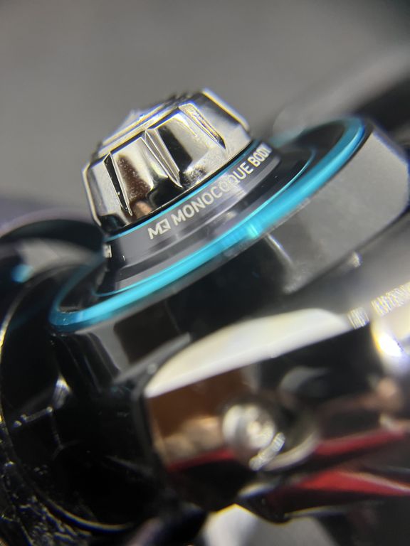 ダイワ 23 エメラルダスRX LT2500-XH-DH