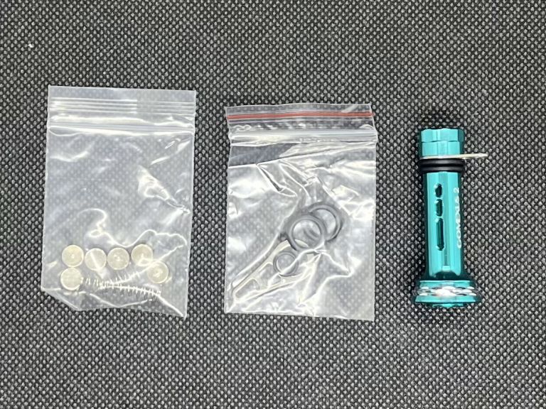 ゴメクサス R4-P リールスタンド エメラルダスブルー GOMEXUS2